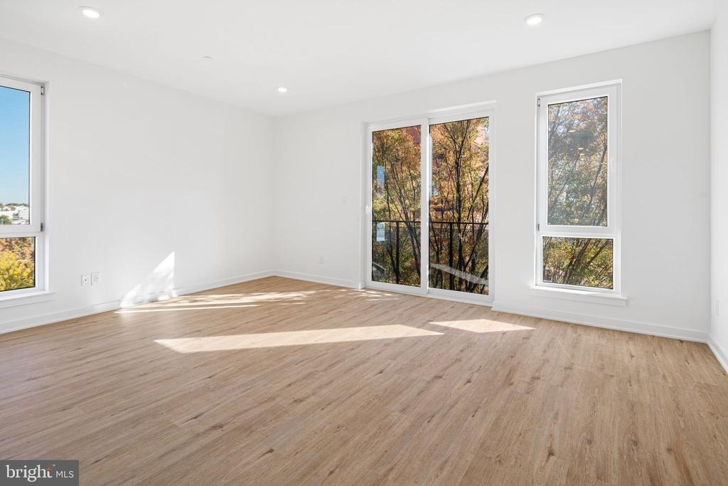 701 Cecil B Moore Avenue - Photo 2