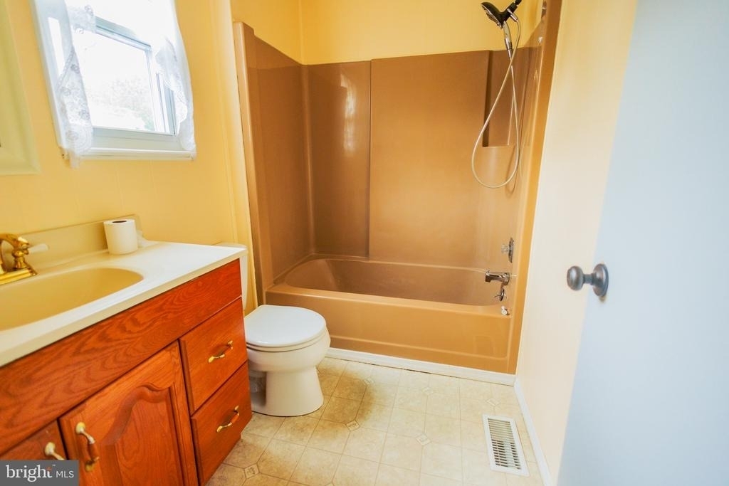 300 Macclelland Avenue - Photo 20