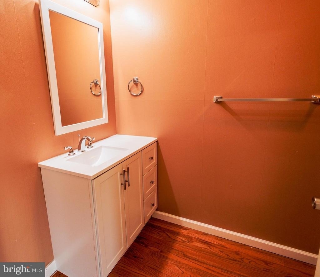 300 Macclelland Avenue - Photo 10