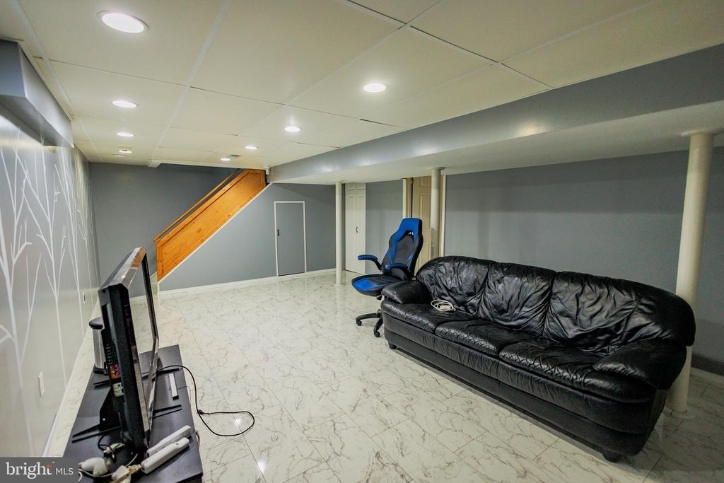 300 Macclelland Avenue - Photo 32