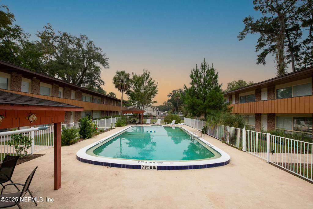 1217 Park Avenue - Photo 0