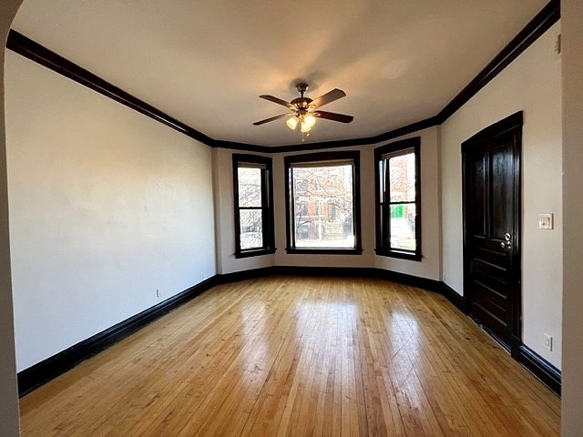 1231 N Greenview Avenue - Photo 1