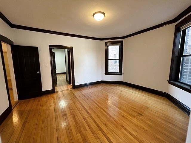 1231 N Greenview Avenue - Photo 6