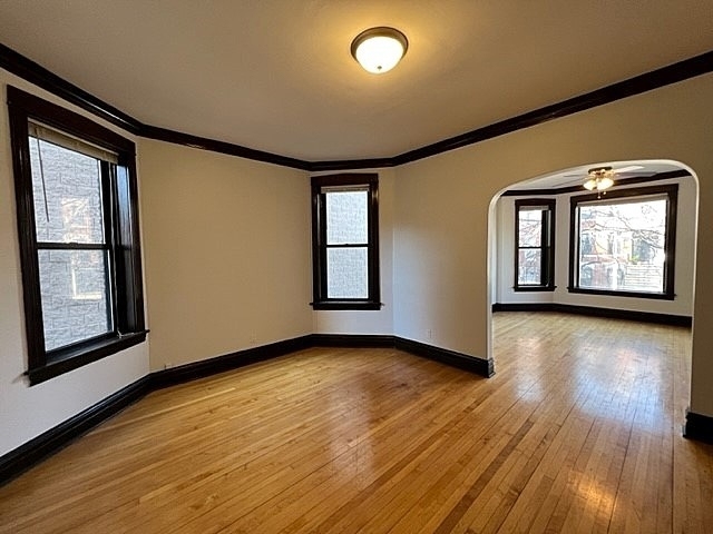 1231 N Greenview Avenue - Photo 8