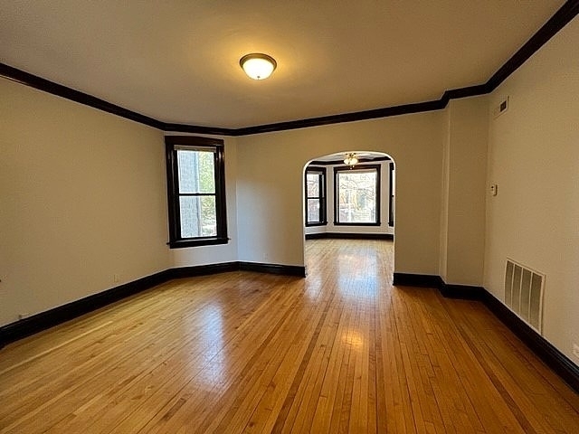 1231 N Greenview Avenue - Photo 7