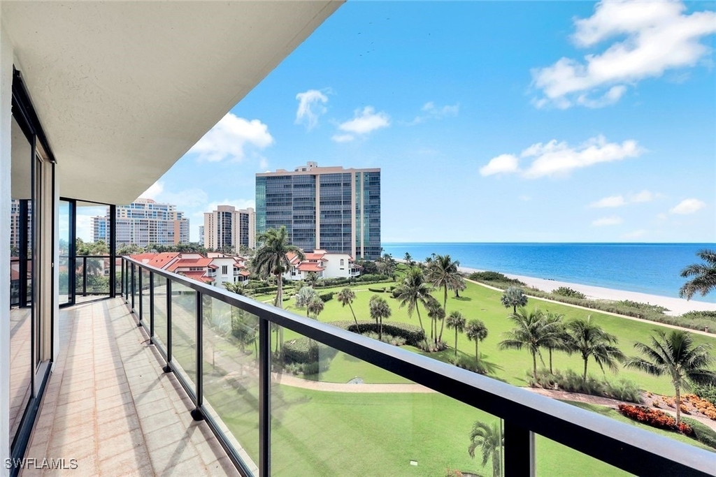 4901 Gulf Shore Boulevard N - Photo 16