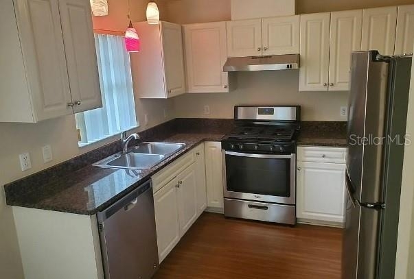 815 W Rembrandt Way - Photo 1