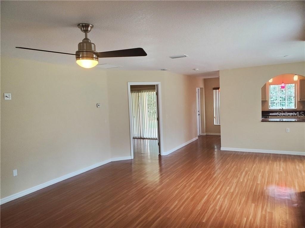 815 W Rembrandt Way - Photo 3