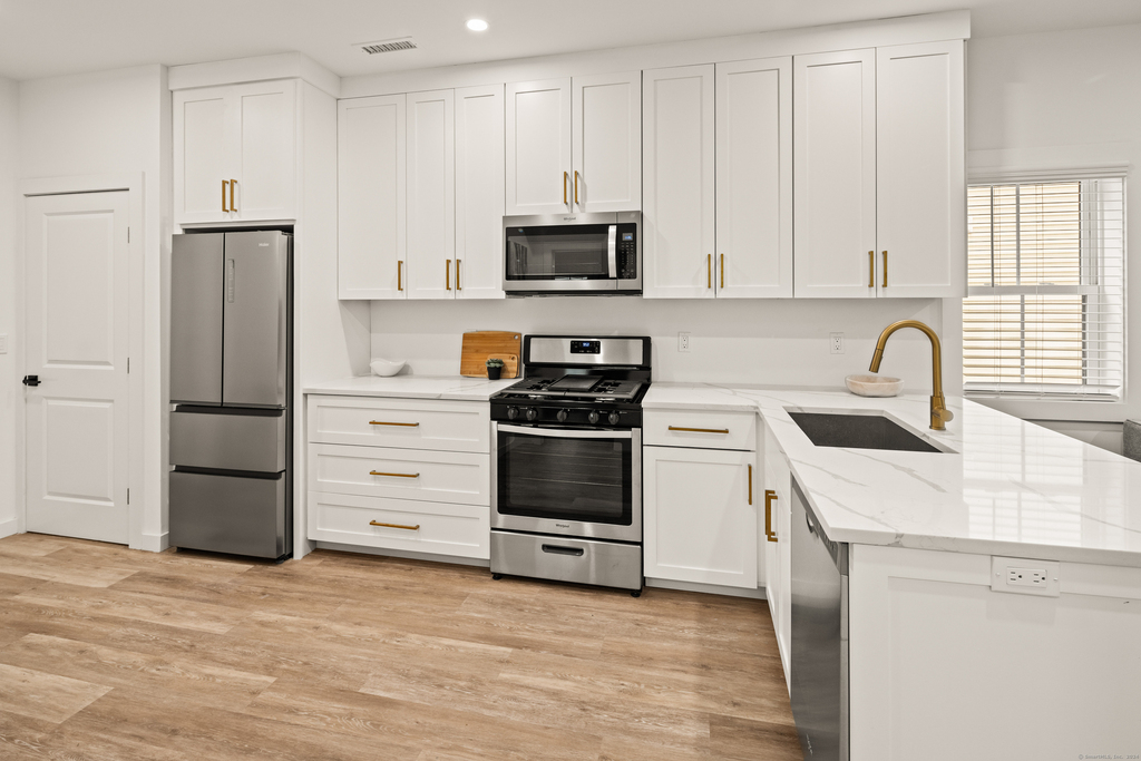 211 Ferry Blvd Boulevard - Photo 3