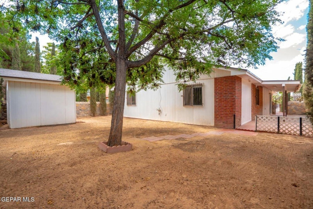12521 Angie Bombach Avenue - Photo 21