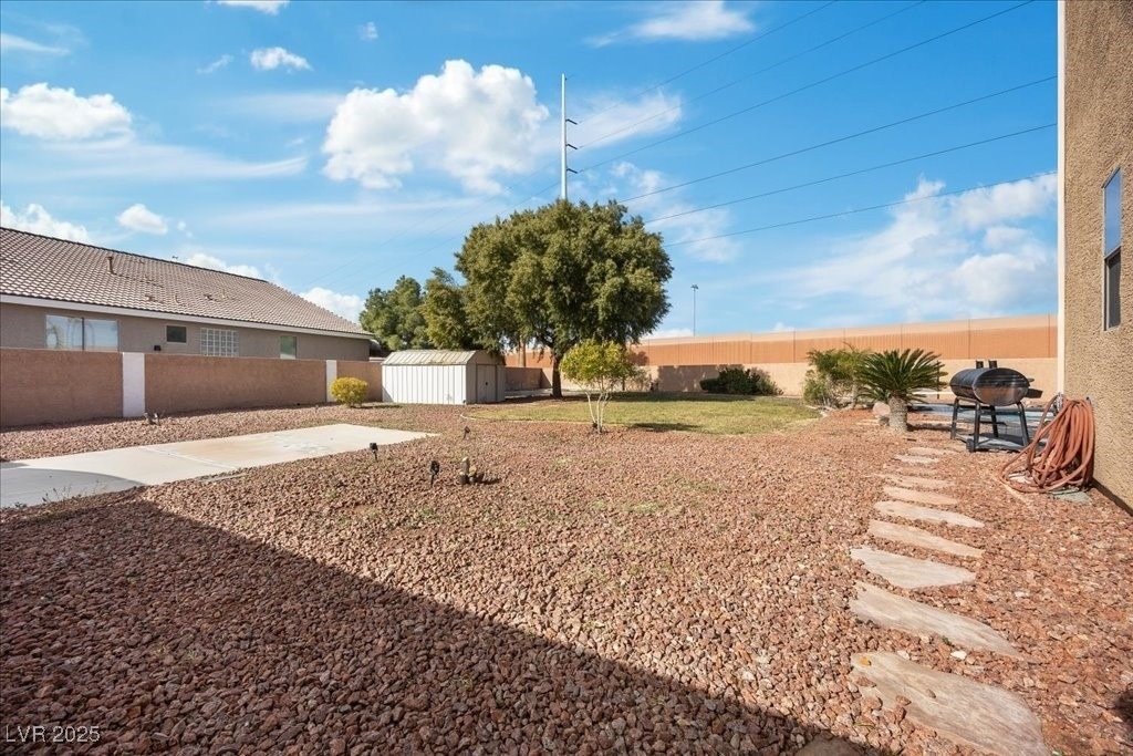 6332 Peggotty Avenue - Photo 48