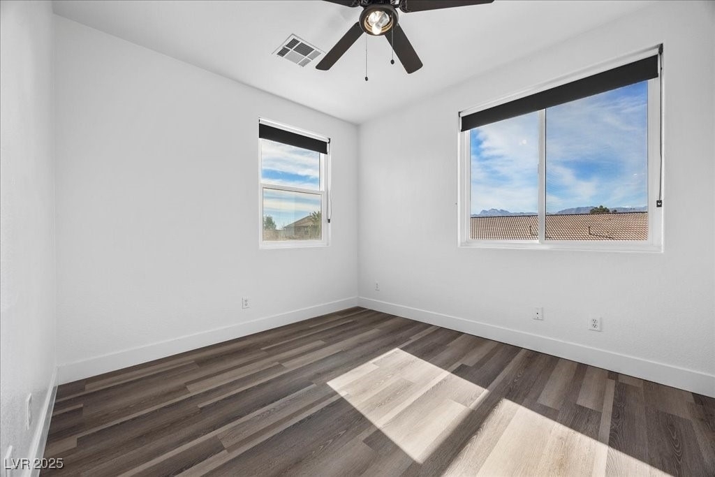 6332 Peggotty Avenue - Photo 24