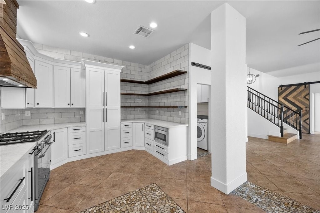 6332 Peggotty Avenue - Photo 10