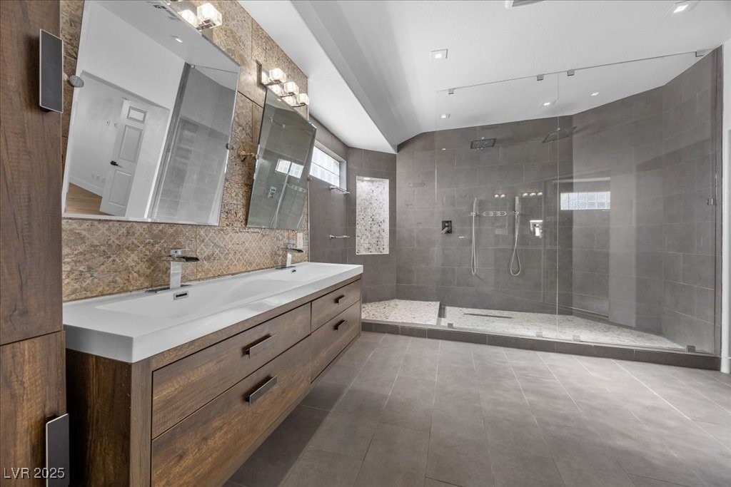 6332 Peggotty Avenue - Photo 35