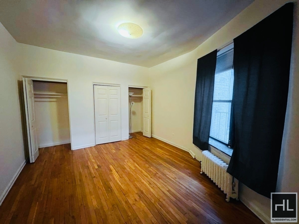 140 Claremont Avenue - Photo 1