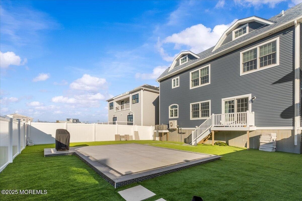 1613 Ocean Avenue - Photo 34