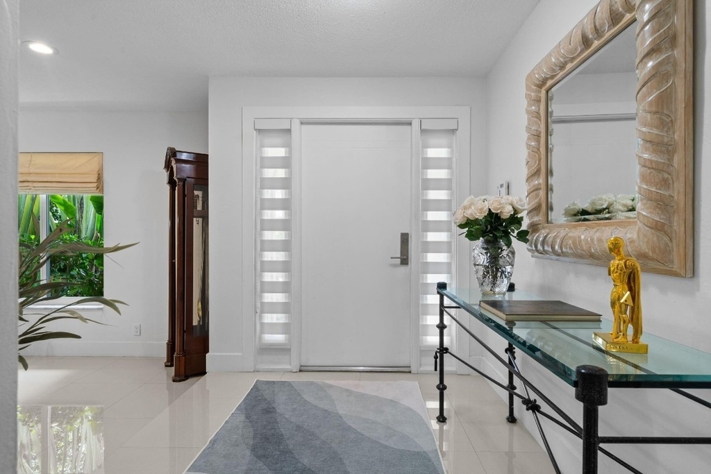 326 Seven Isles Drive - Photo 2