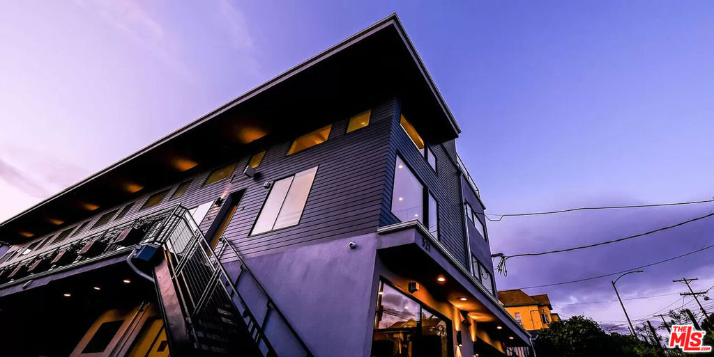 321 N Bixel Street - Photo 20