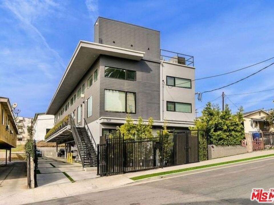 321 N Bixel Street - Photo 19