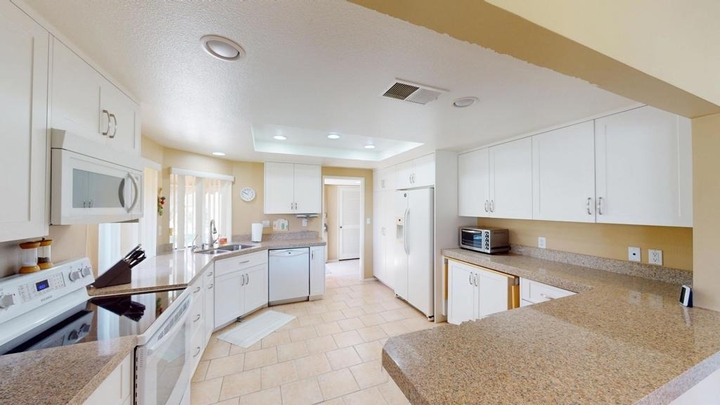 72350 Rim Drive - Photo 1