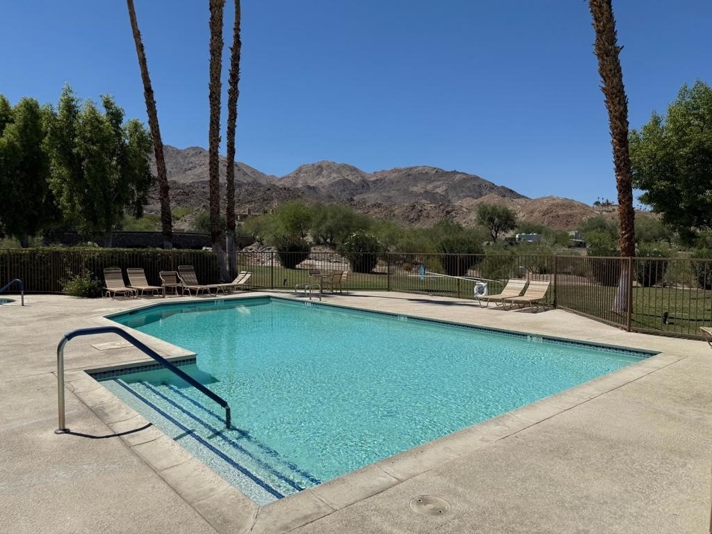 72350 Rim Drive - Photo 27