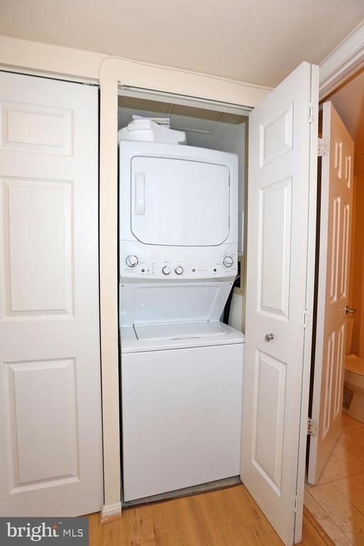 10101 Grosvenor Place - Photo 5