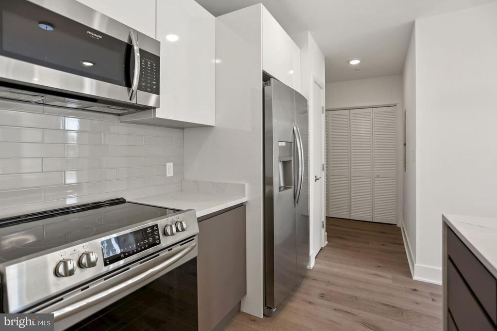2027 Rhode Island Avenue Ne - Photo 4