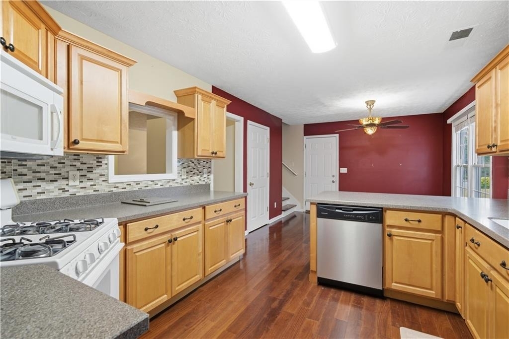 1632 Cagle Court - Photo 11