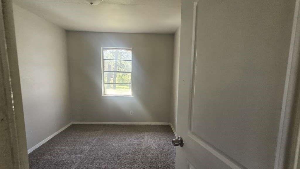 9222 Lockwood Drive - Photo 5