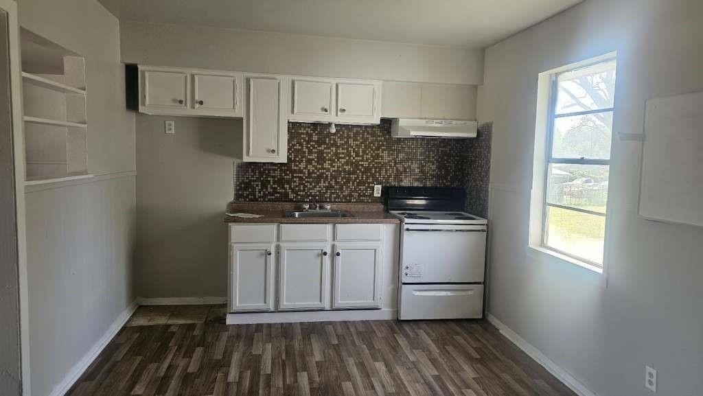 9222 Lockwood Drive - Photo 3