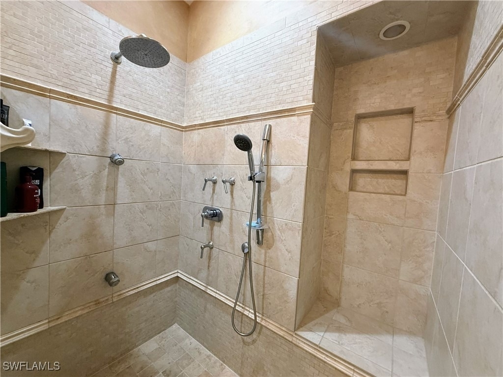 24821 Lakemont Cove Lane - Photo 13