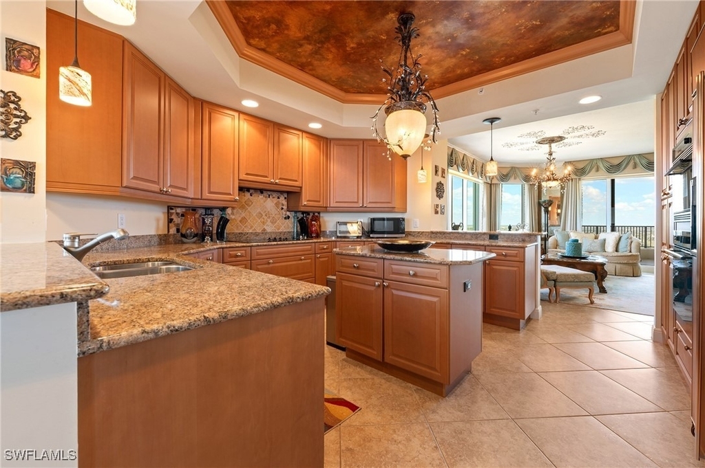 4875 Pelican Colony Boulevard - Photo 10
