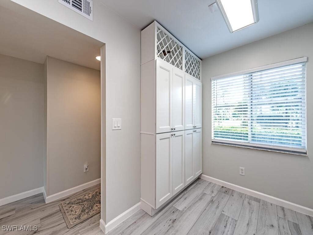 4556 Andover Way - Photo 5