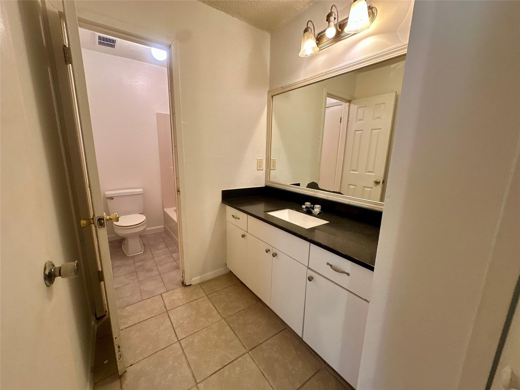 11506 Meadow Pines Court - Photo 7