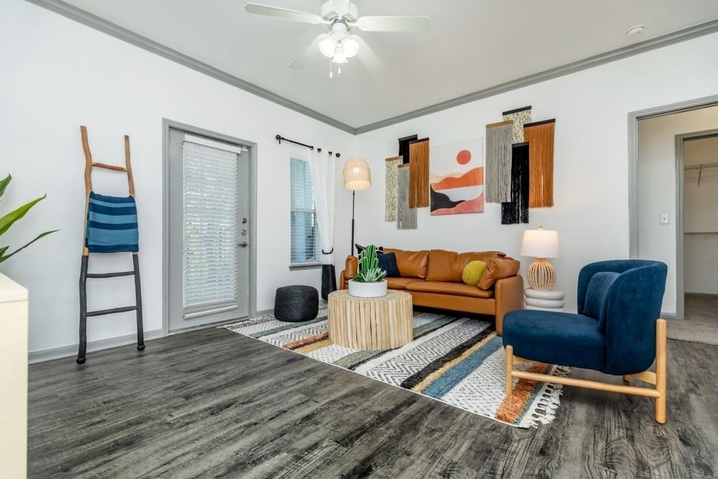 9914 W Military Drive - Photo 9