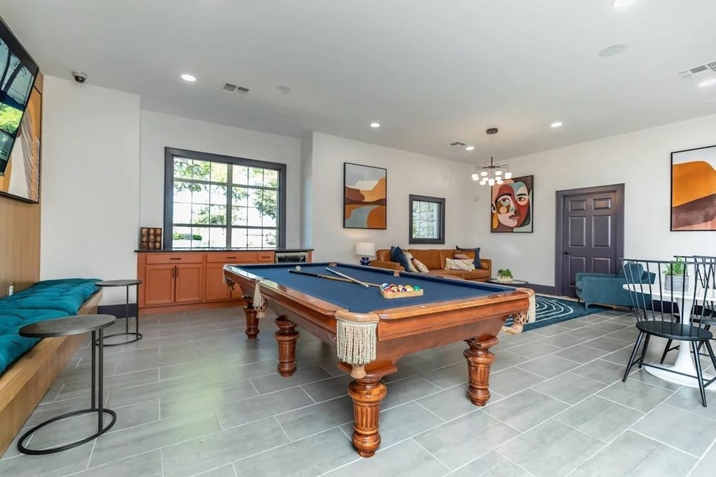9914 W Military Drive - Photo 13