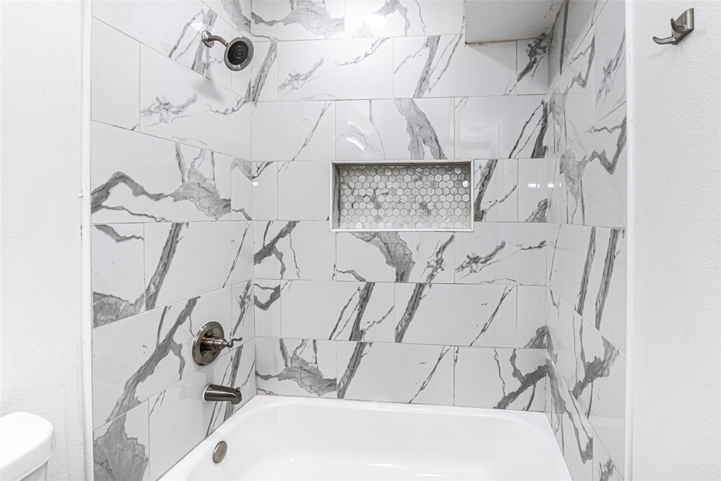 9711 Linkmeadow Lane - Photo 13