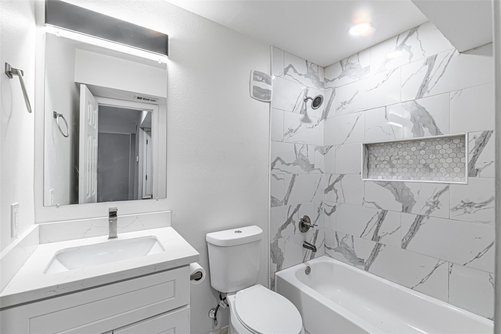 9711 Linkmeadow Lane - Photo 3