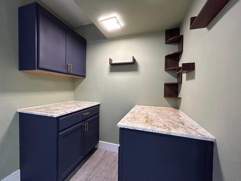 1010 S Wayside Drive - Photo 10