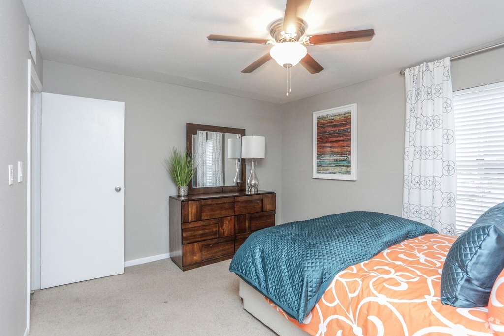 10250 Lands End Drive - Photo 16
