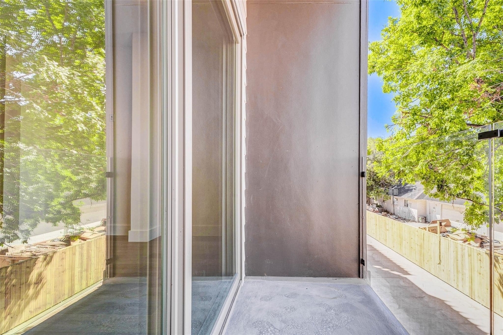 5638 Dolores Street - Photo 26