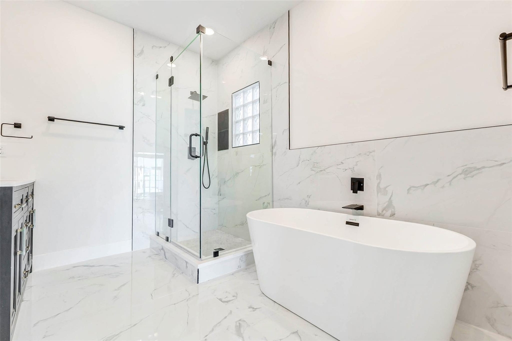 5638 Dolores Street - Photo 27