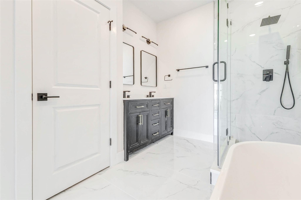 5638 Dolores Street - Photo 28