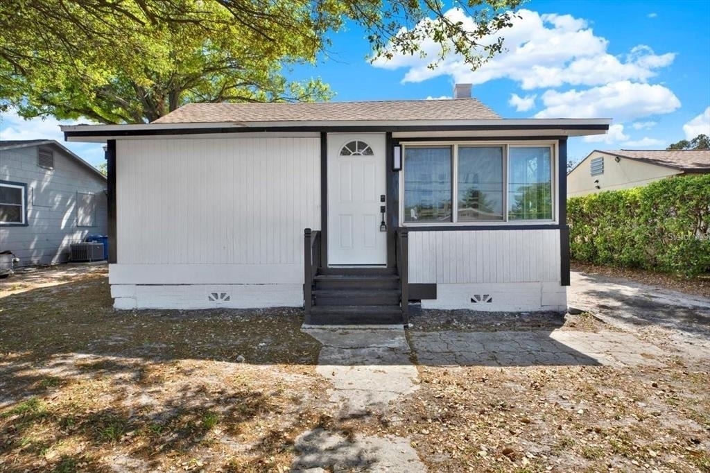 4082 38th Avenue N - Photo 7