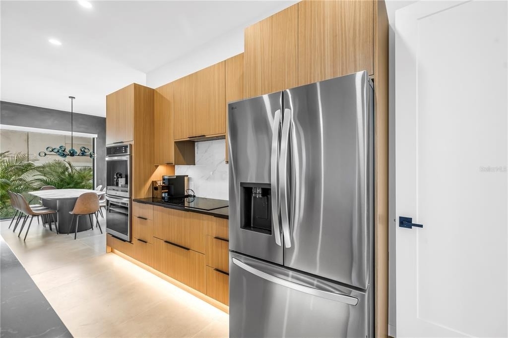 2305 Temple Street - Photo 13