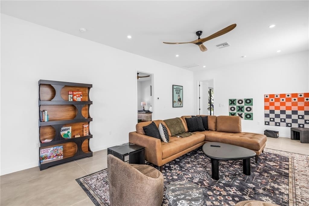 2305 Temple Street - Photo 37