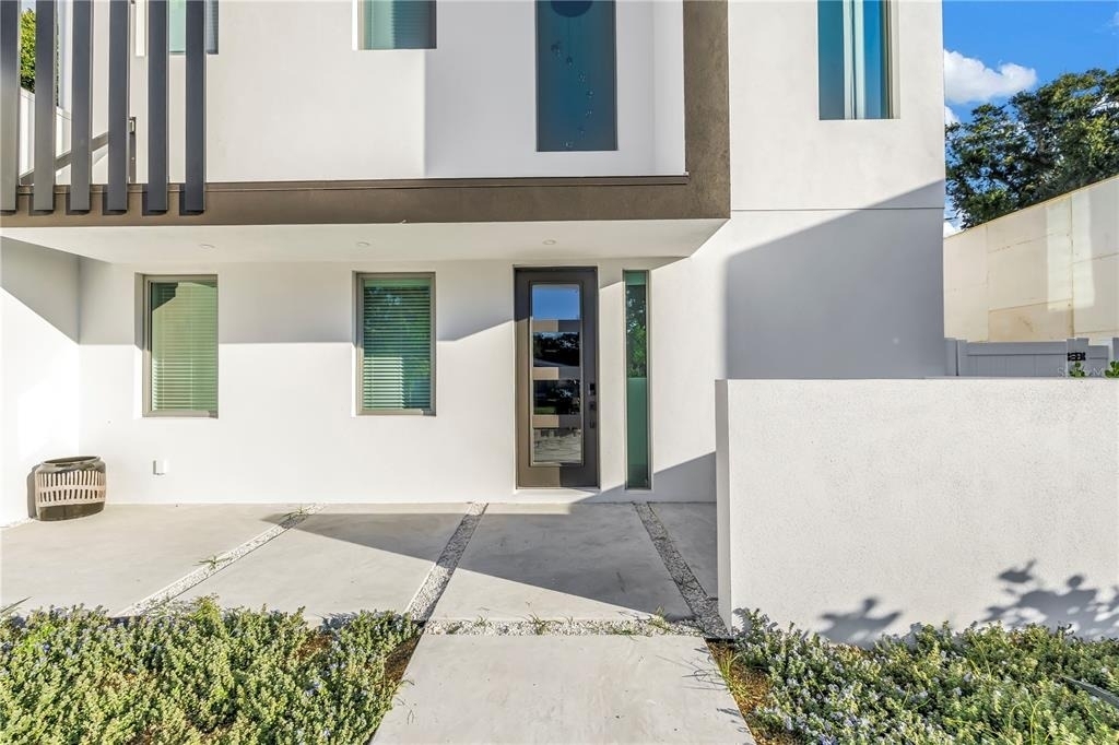 2305 Temple Street - Photo 3