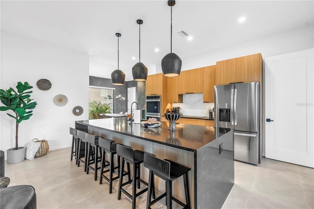 2305 Temple Street - Photo 14