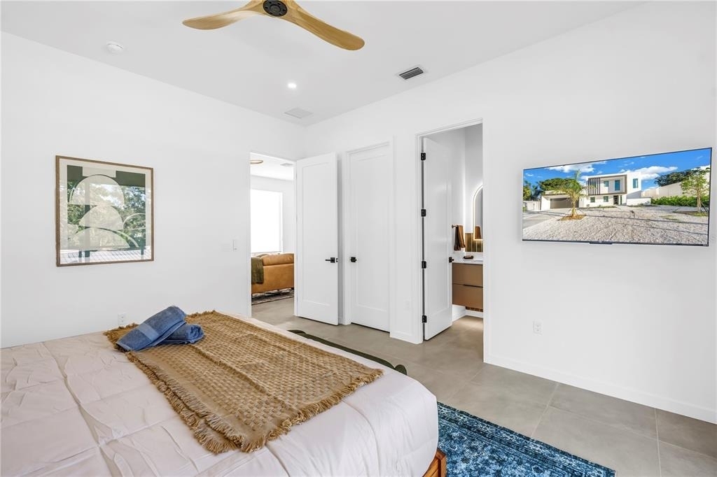 2305 Temple Street - Photo 43