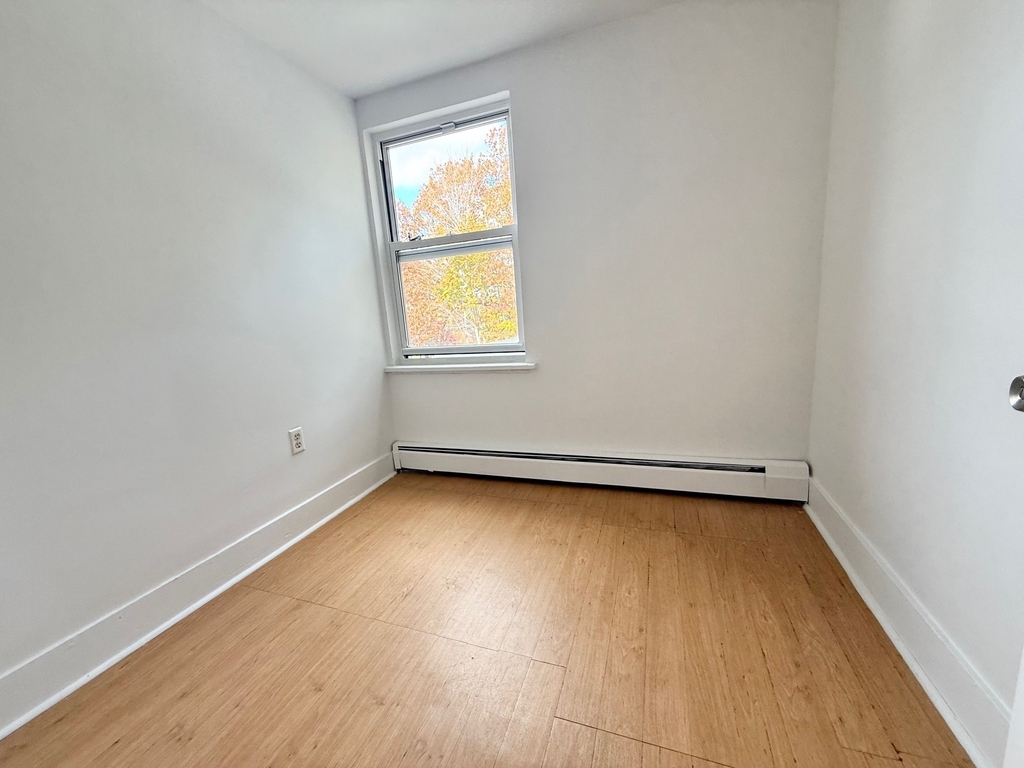 261 Hillside Avenue - Photo 8